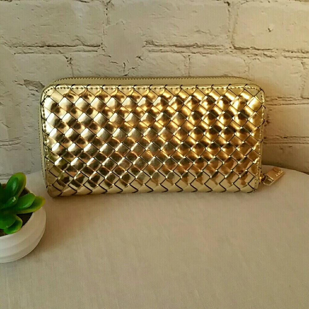 Deux Lux Wallet